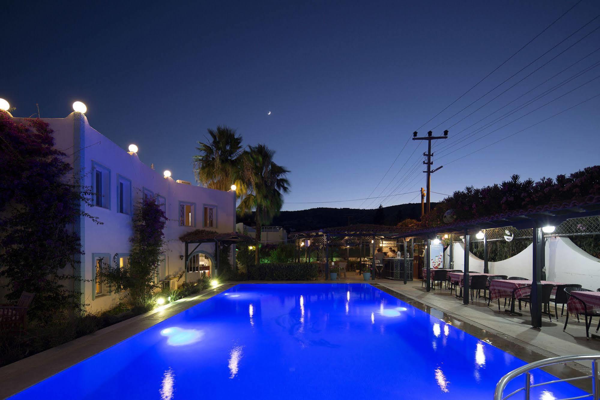 Istanbul Hotel Bodrum Turkbuku Bagian luar foto